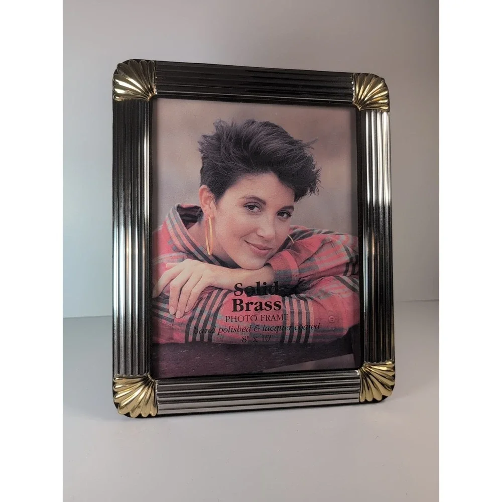 The Unbranded Brand picture frame